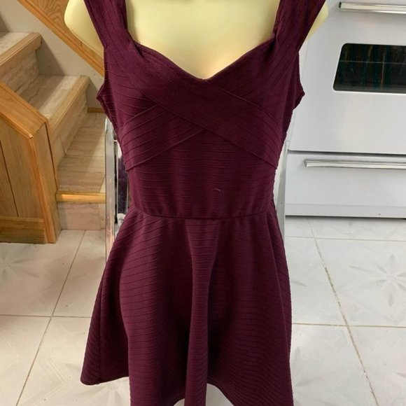 Women's Burgundy Dress Size US 8 asos - Picture 1 of 2